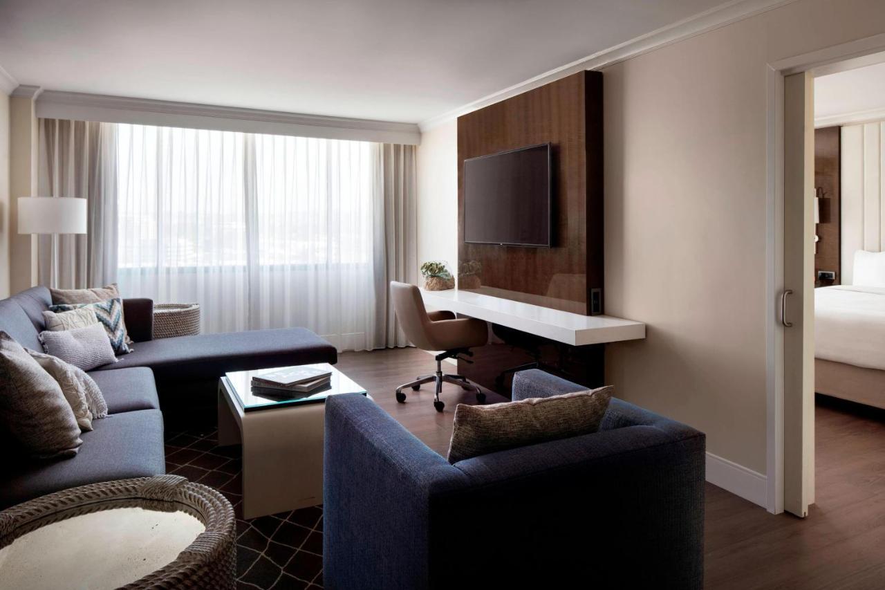 Irvine Marriott Hotell Exteriör bild