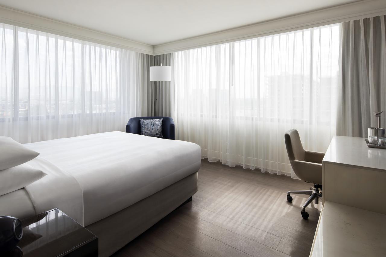 Irvine Marriott Hotell Exteriör bild