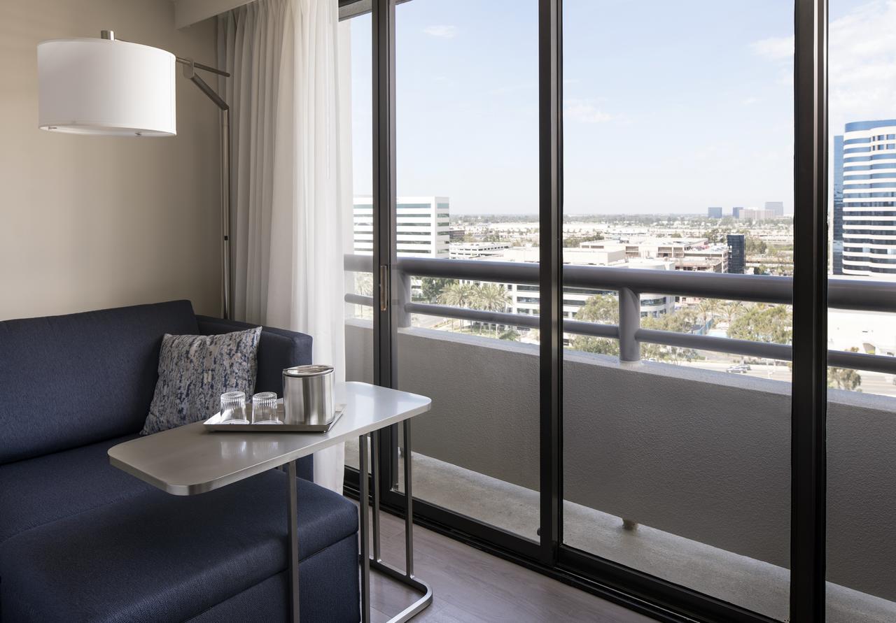 Irvine Marriott Hotell Exteriör bild
